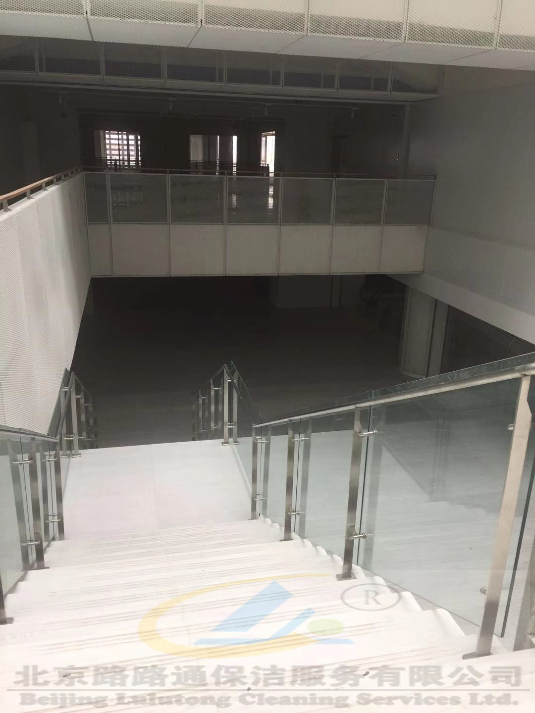 商場開荒現場(圖2)