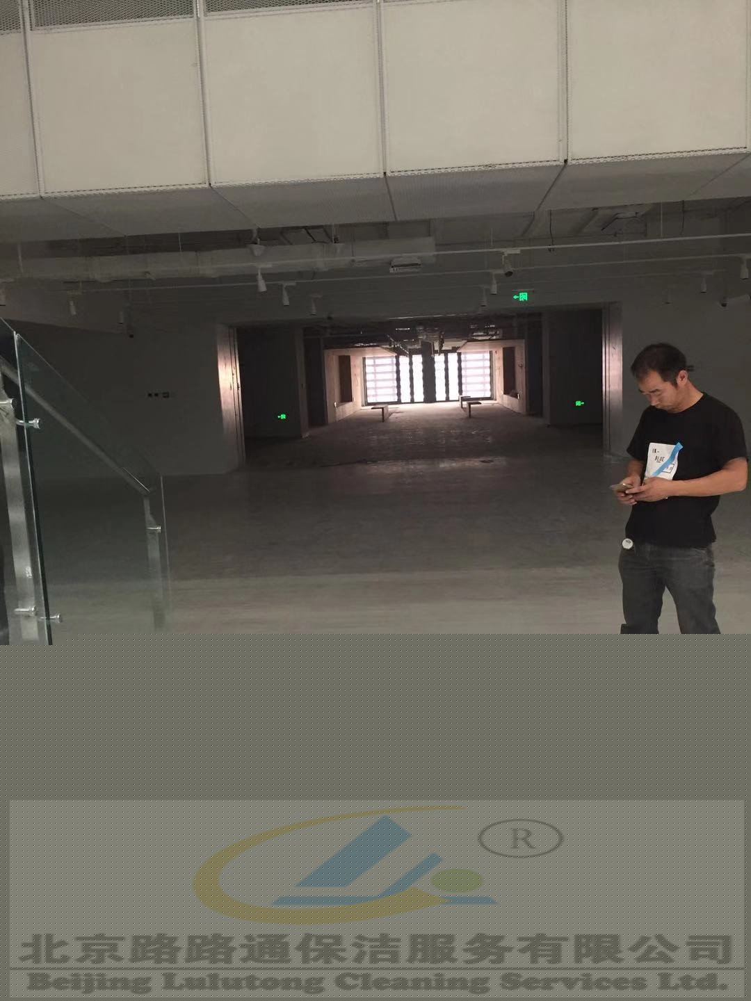 商場開荒現場(圖3)